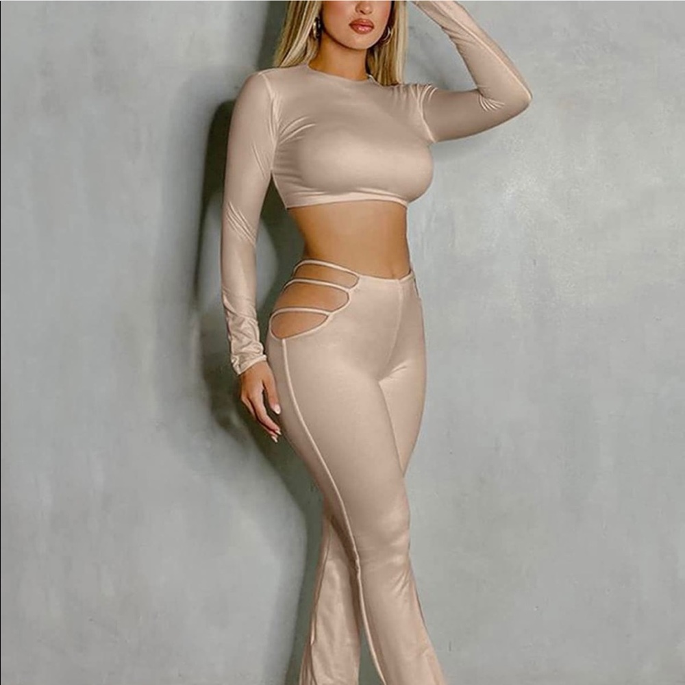 Two piece set